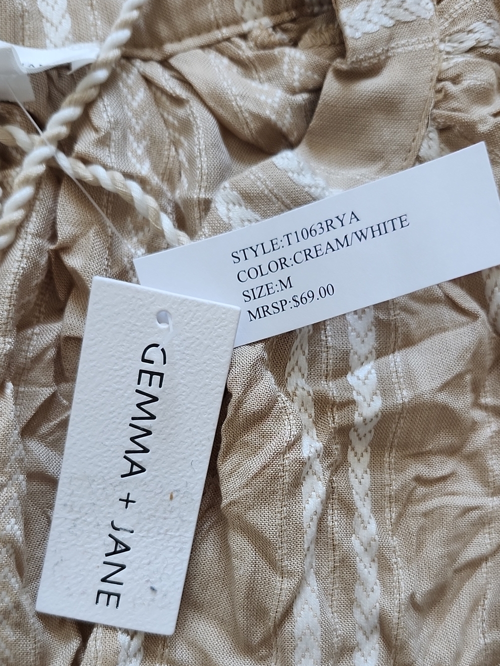 NWT Gemma + Jane Cream/White Stripe Woven Split Neck Top Size Medium - Picture 8 of 8